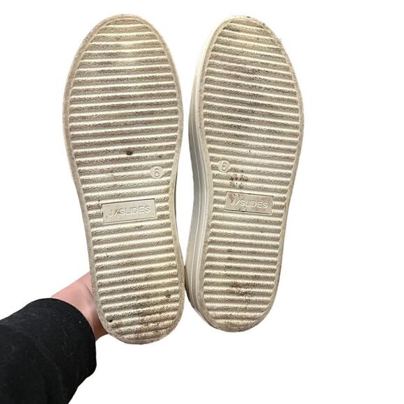 J slides black platform slip on shoes. Size 6 - Picture 7 of 8
